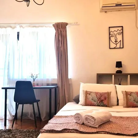 Laroka House Lovely And Cosy Universitate Center * 布加勒斯特
