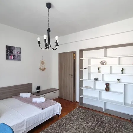Laroka House Lovely And Cosy Universitate Center 公寓 布加勒斯特